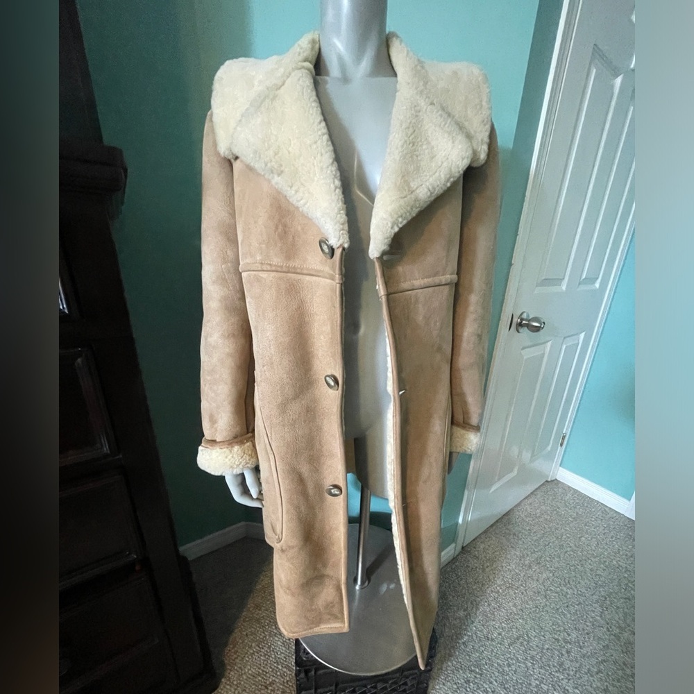 100% Shearling Tan Coat Unisex Vintage